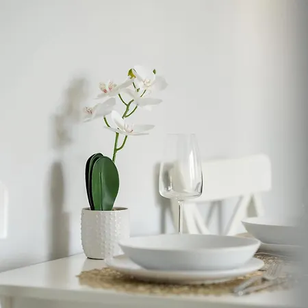 Elegancki I Przytulny Z Balkonem W Poznaniu By Renters * Poznan